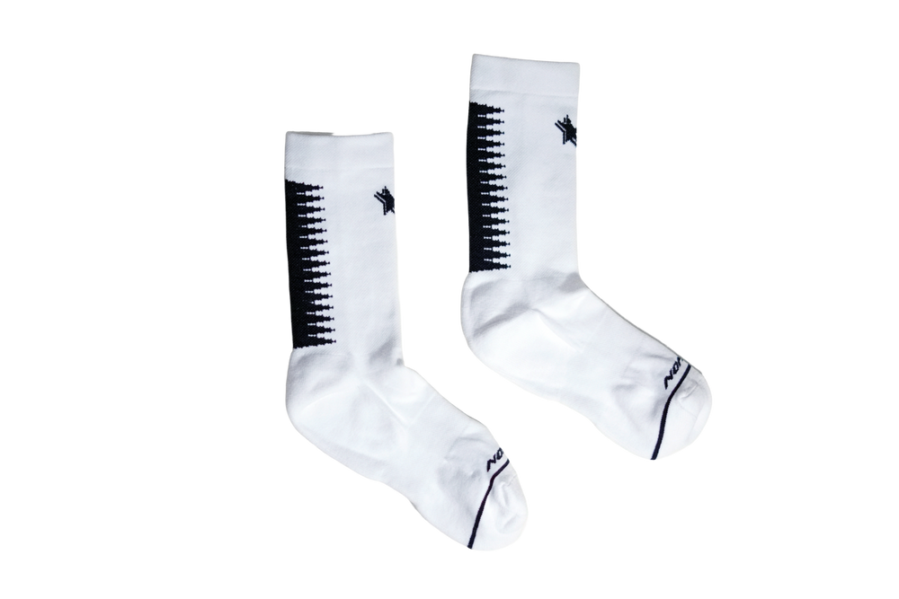 AERO TRAINNING EDGE - WHITE/BLACK