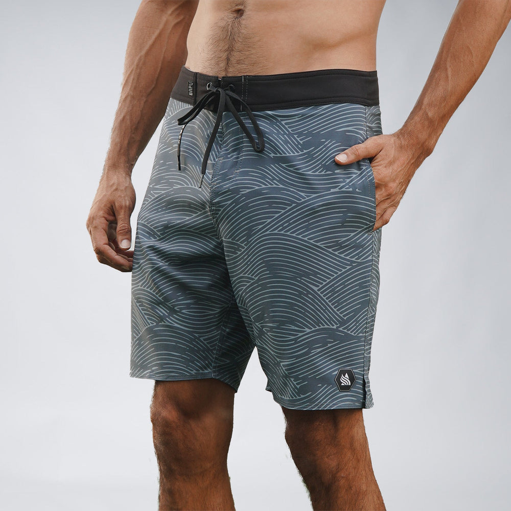 Walkshort Gray Room