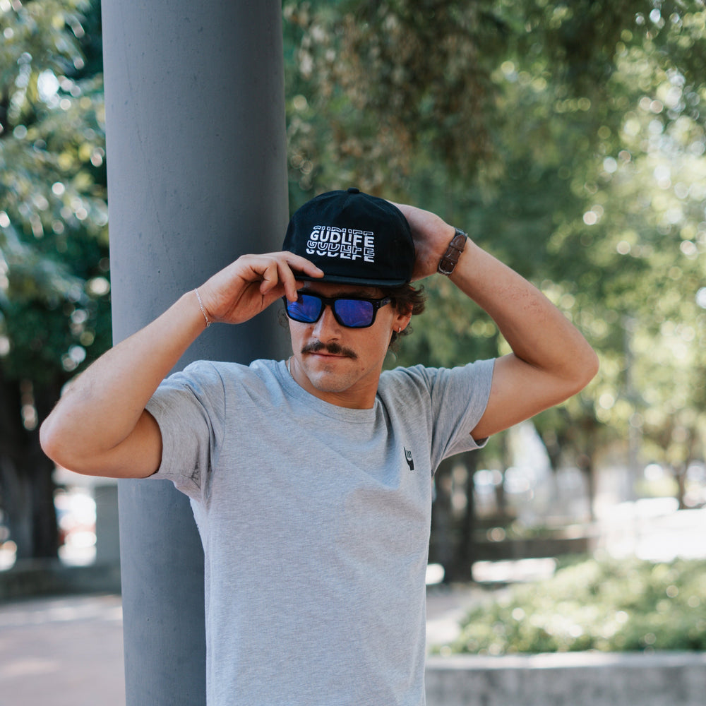 GORRA ON REPEAT