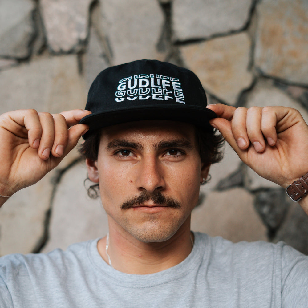 GORRA ON REPEAT