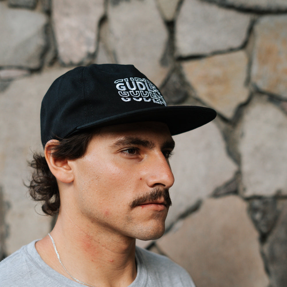 GORRA ON REPEAT