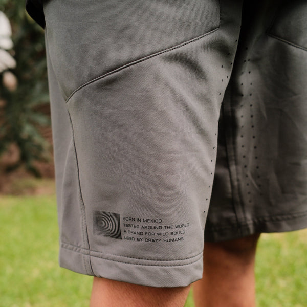 TECH SHORTS KIDS GREY